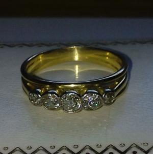 anillo de oro macizo con con brillantes18k 3.5gr