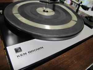 Bandeja tocadisco Ken Brown G-10