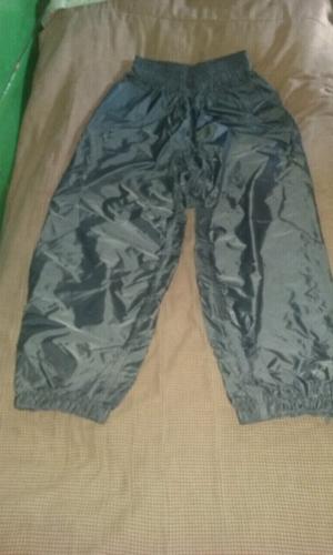 Cubre pantalones impermeables