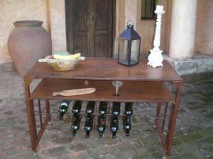 Mesa Bodega para 18 botellas estante y ruedas en hierro
