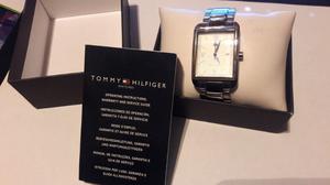 Reloj TOMMY HILFIGER NUEVO