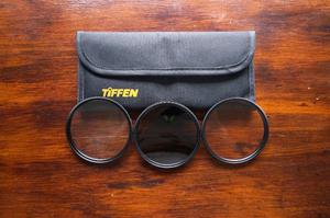 Tiffen 72mm Essential Kit