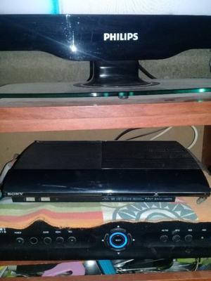 Vendo Playstation 3 con (12) juegos y 2 joystick