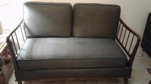 Vendo un sillón cama antiguo, para restaurar.