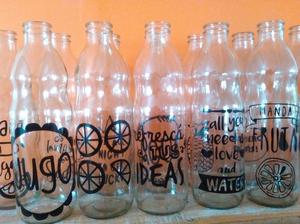 Botellas decoradas con vinilos