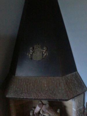 Campana de chapa con detalles en bronce, para estufa hogar