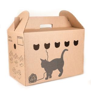 Transportadora de cartón para gatos