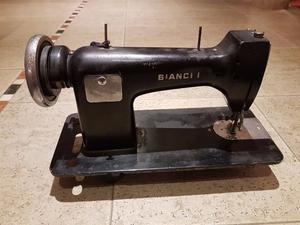 Maquina de coser antigua - Bianchi