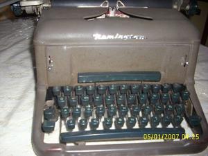 Máquina de escribir de colección Remington.