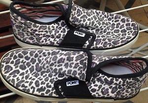 Panchas/Zapatillas Pony animal Print, talle 33