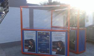 Stand Comercial Publicidad Luminoso C/vidrio Con Rueditas