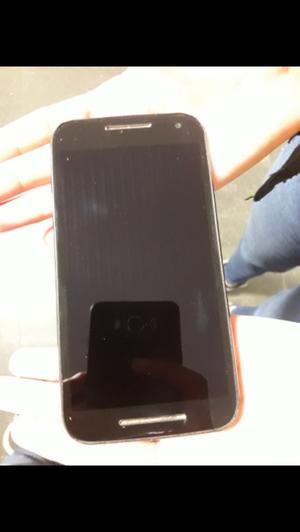 Vendo moto g3 buen estado