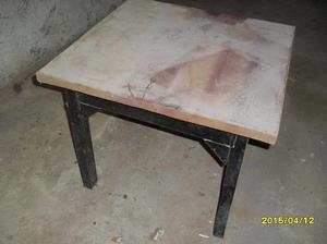 mesa de madera baja