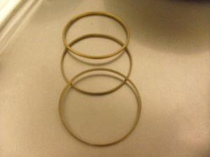 3 pulseras de bronce macizo de 7,5 cm de diámetro