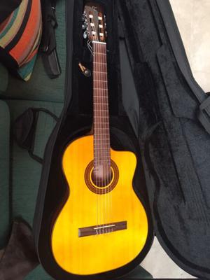 Guitarra Takamine GC3CE