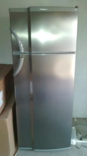 Heladera con freezer Mabe