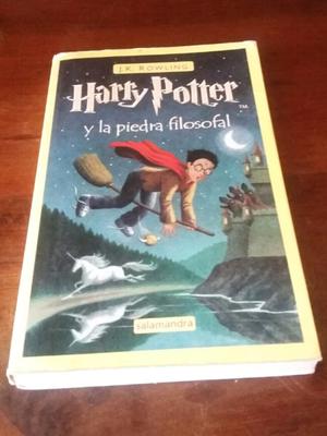 Libro Harry Potter y la piedra filosofal. J.K Rowling.