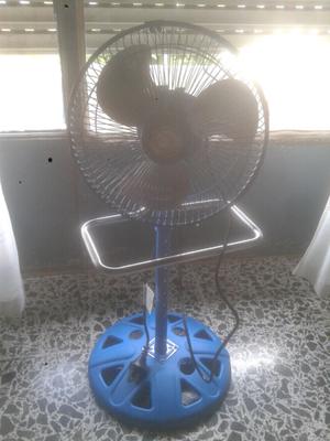 Ventilador 3 velocidades nuevo con garantia, es un local