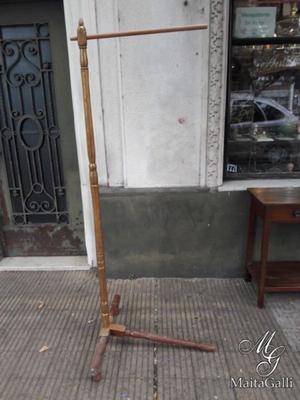 Antiguo Porta Tul De Madera Para Cuna. Cód.: #