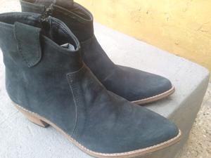 Botas de mujer marca Clona, talle 39 impecables