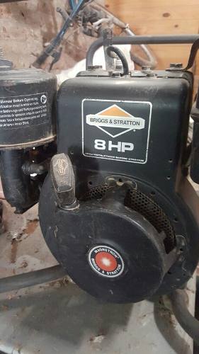 Generador Electrico Briggs & Stratton 8hp  Watts