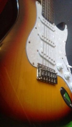 Guitarra Stratocaster Accord