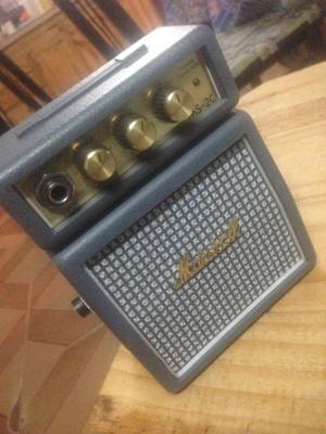 Mini amplificador Marshall. "Marshalito"