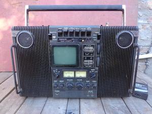 Radiograbador antigua funcionando