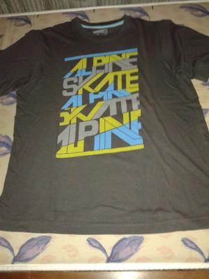 Remera manga corta Alpine Skate Original. Talle S