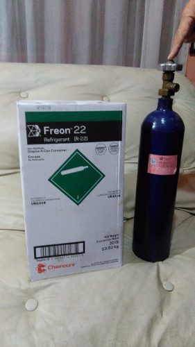 Vendo Garrafa Freon 22 Y Tubo De Oxigeno De Medio