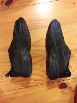 Zapatillas negras urgente