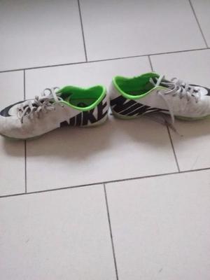 Botines Nike 34