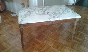 Exelente mesa ratona marmol de Carrara