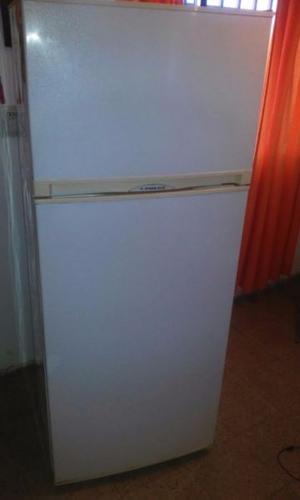 Heladera Philco con Freezer 380 Litros Excelente Estado y