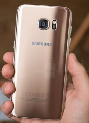 Vendo Samsung S7 Con detalle de pantalla