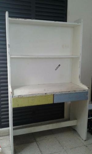 Vendo escritorio biblioteca para reciclar