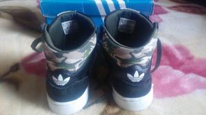 ZAPATILLAS ADIDAS ORIGINAL NRO 29!!