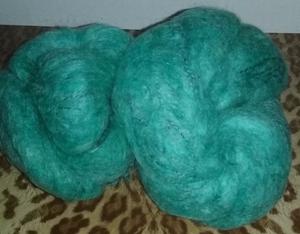 200 gr. de lana Mistika de ovillo en madeja, 2 madejas