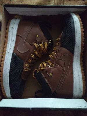 Nike LF1 Duckboot 10 US 28 CM