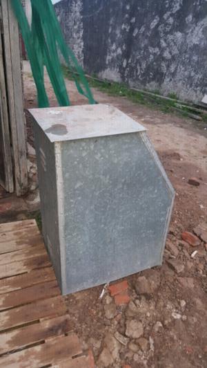 Vendo bombeador con tapa (a retirar de mi domicilio)