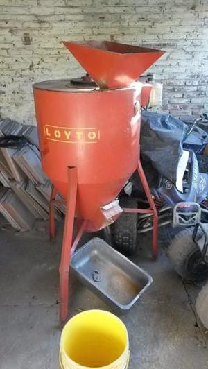 Vendo mezcladora LOYTO de 100kg