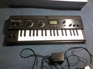 Vendo sintetizador korg microkorg xl plus $