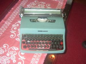 maquina de escribir olivetti