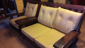 SILLONES DE ALGARROBO CON ALMOHADONES EN EXCELENTE