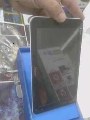 Tablet de 7" android. Quad core. Doble camara. Sd con