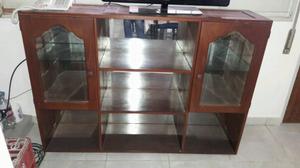 VENDO VITRINA DE ALGARROBO Y ESPEJOS