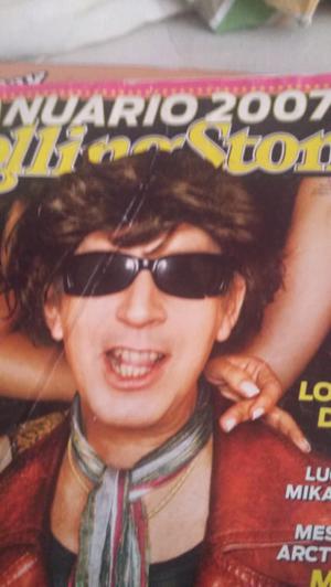 Vendo revistas de los rolling stone, y lo mejor del rock,