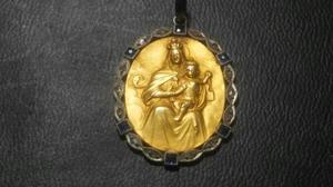 Exquisita Medalla Virgen Oval Oro 18k Zafiros Y Diamantes