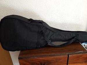 Guitarra Castiglione con funda