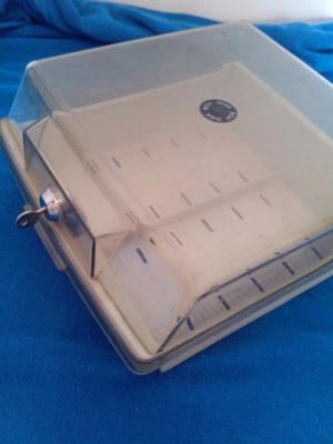 caja seguridad acrilica con llave  whatsap ver